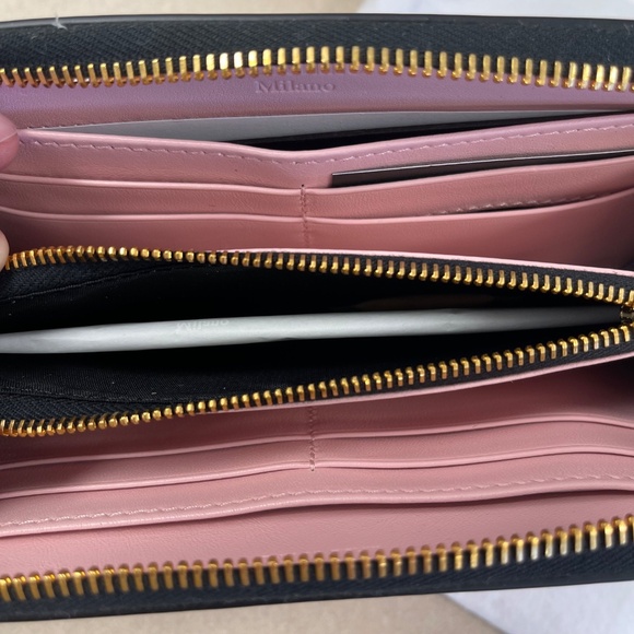 Moschino Couture Pink Zip Around Large Wristlet Wallet - NWT - Picture 10 of 13